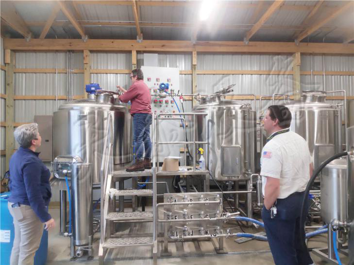 小型啤酒設備的材質是什么？