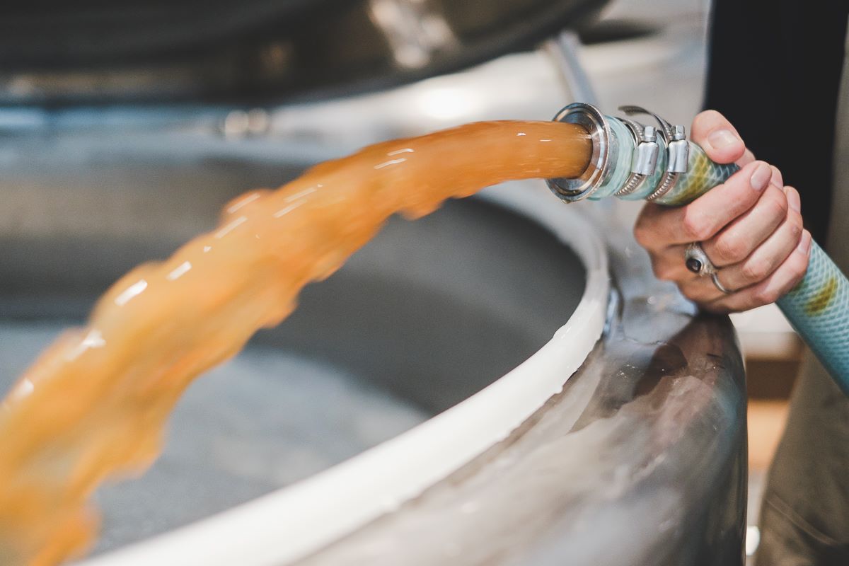 啤酒釀造中的麥芽汁指的是什么？