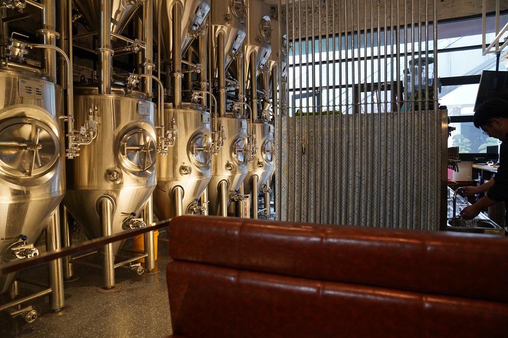 精釀<a href=http://www.zgvsh.cn/ target=_blank class=infotextkey>啤酒設(shè)備</a> 酒吧發(fā)酵罐 啤酒發(fā)酵罐 啤酒屋發(fā)酵罐